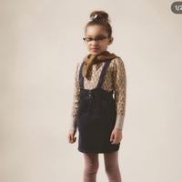 Minnie Pinafore 圖片中的3色