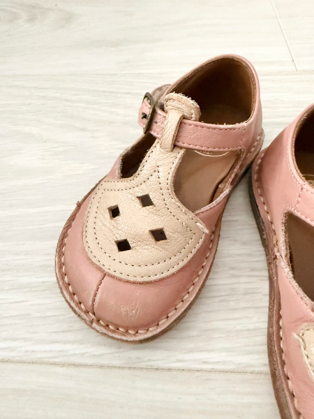 小詩限定草莓鞋 Ezra image 1 of 0