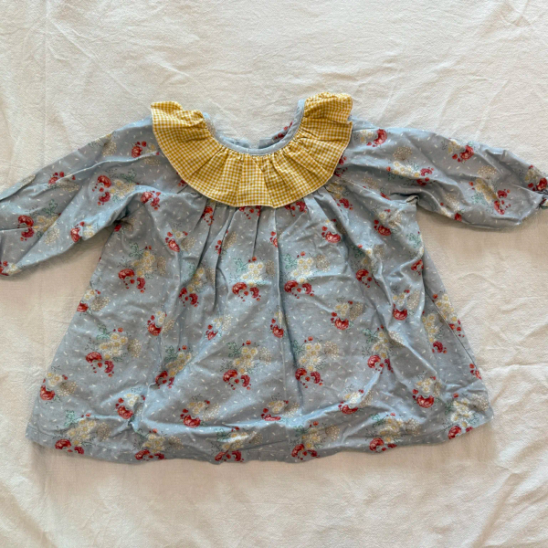 黃領上衣+格紋短褲 image 1 of 0