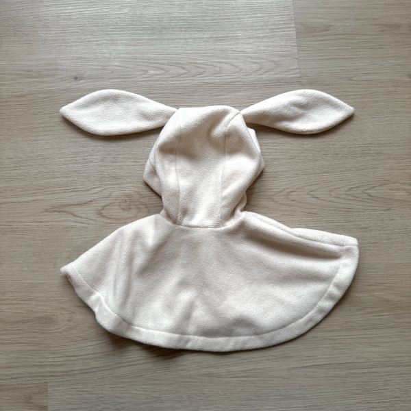 垂耳兔連帽斗篷 image 1 of 0