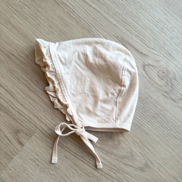 優雅荷葉折邊帽 image 1 of 0
