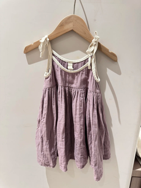 紫色💜渡假小洋裝 image 1 of 0