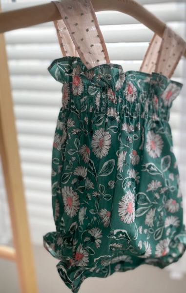 綠花布吊帶連身衣 image 1 of 0