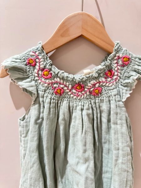滿滿刺繡包屁衣 image 1 of 0