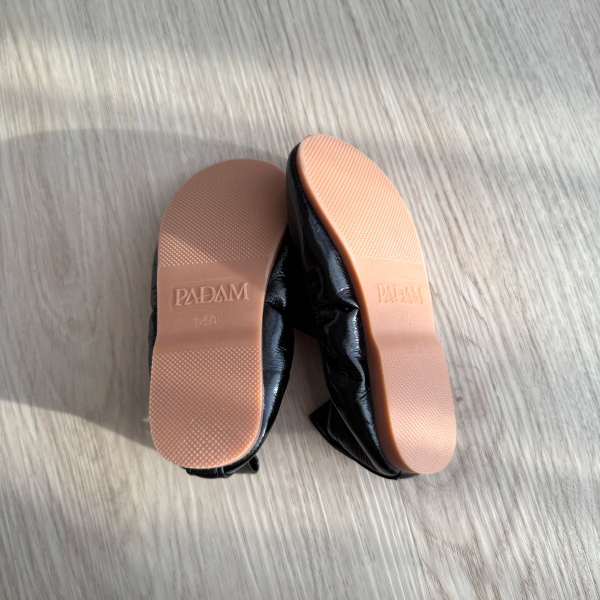 tutu flat 小皮鞋 image 1 of 0