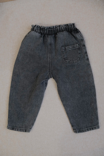 炭黑色牛仔褲 image 1 of 0