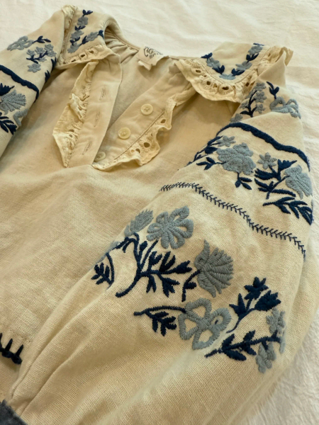 刺繡上衣 image 1 of 0