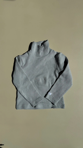 天藍色高領上衣 image 1 of 0