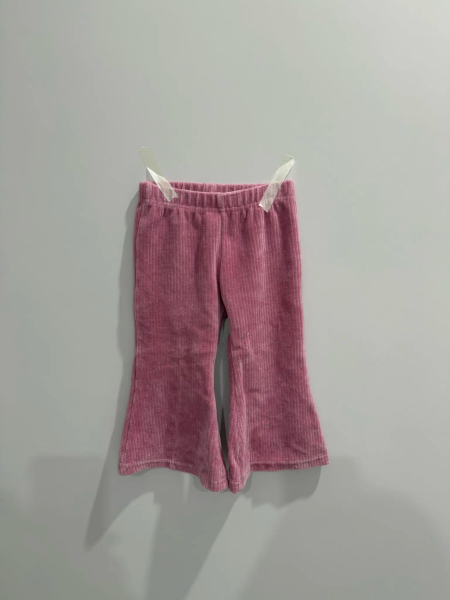 蜜桃絨喇叭褲 image 1 of 0