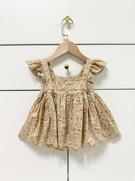 小飛袖上衣-Cream Florals image 1 of 0