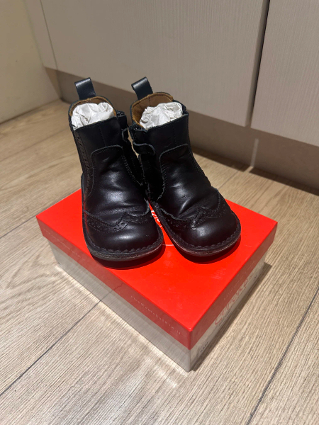 fifigoods Eureka-牛津雕花 Chelsea皮靴 方楦頭 image 1 of 0