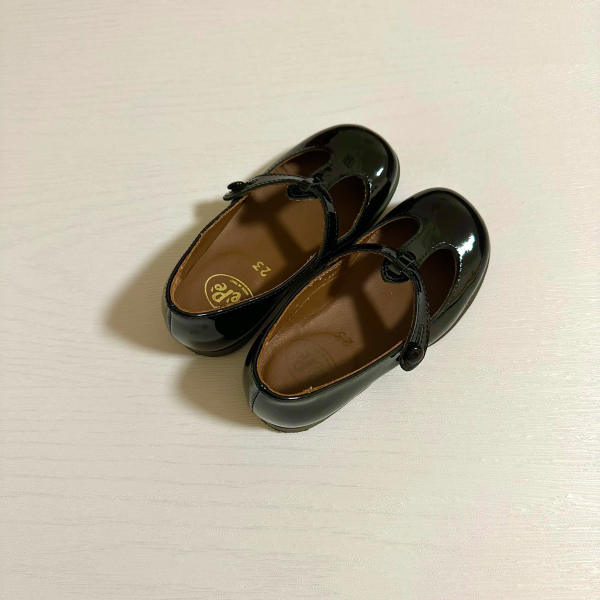 Lulu 漆皮墨黑 image 1 of 0