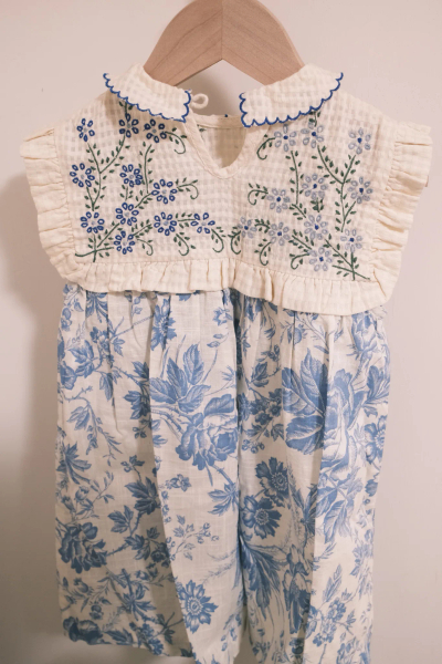 獨家刺繡洋 image 1 of 0