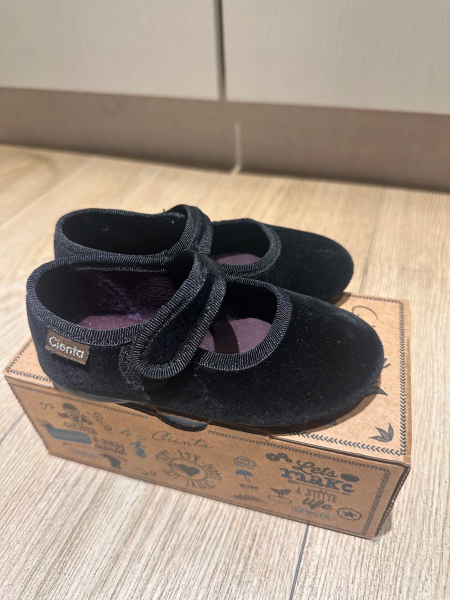Cienta VELOUR VELCRO ONE STRAP BALLET SHOES black  image 1 of 0