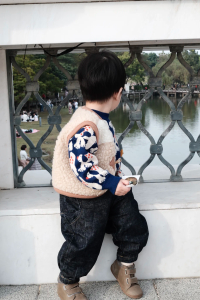 ALWERO羊毛背心 image 1 of 0