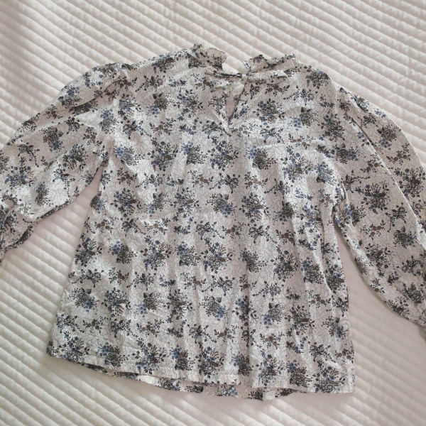 MIPOUNET綁帶上衣 image 1 of 0