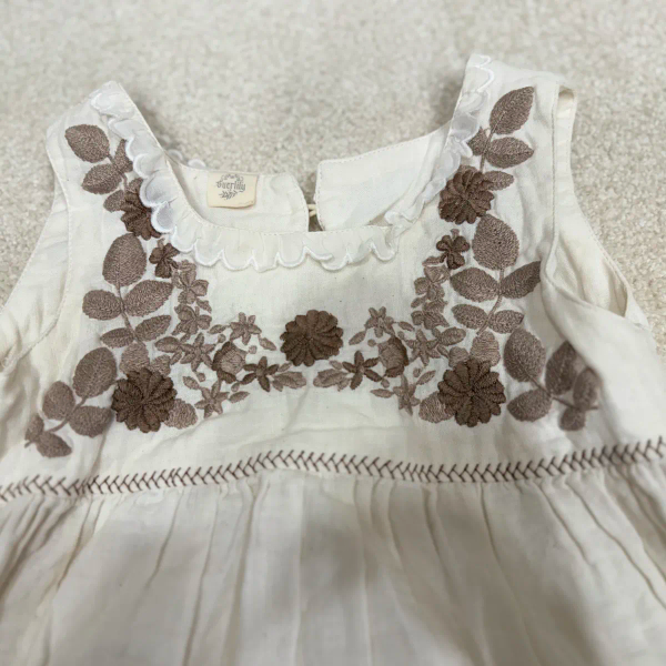 洋裝 image 1 of 0