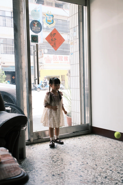 洋裝 image 1 of 0