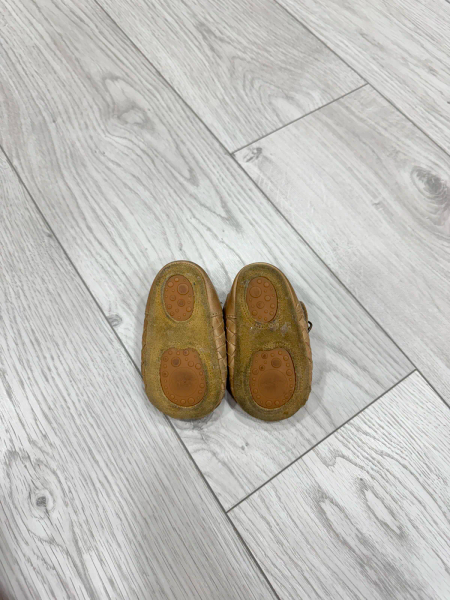 藤編鞋9-12M image 1 of 0