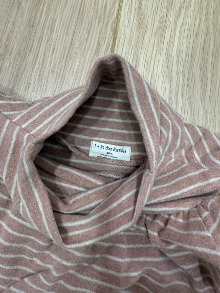 高領條紋上衣+細燈芯絨長褲 image 1 of 0