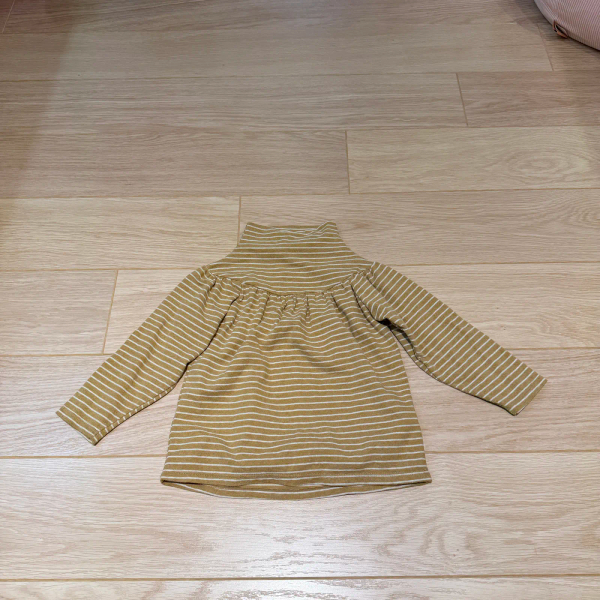 高領條紋上衣+細燈芯絨長褲 image 1 of 0