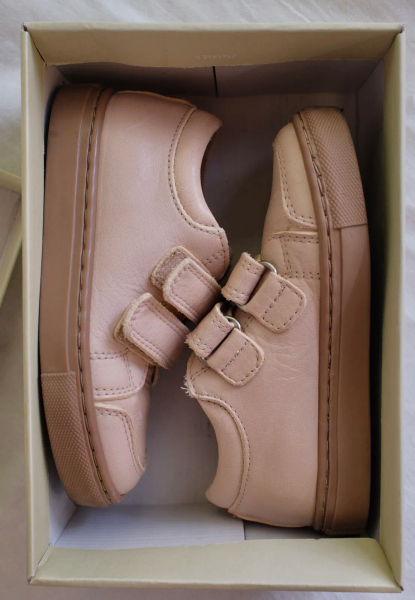 LOW SNEAKERS image 1 of 0
