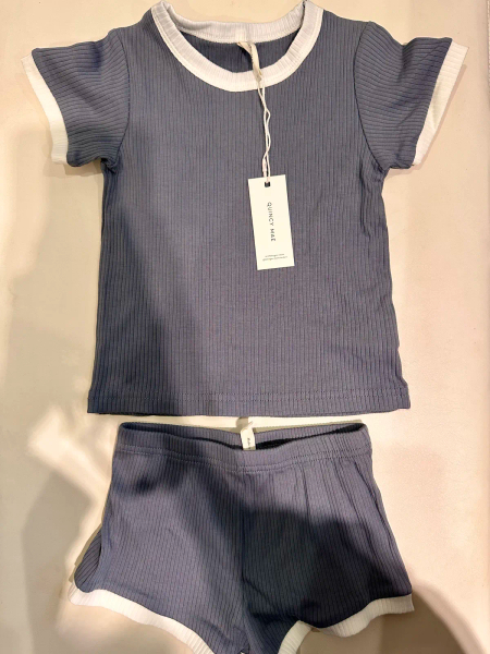 上衣 image 1 of 0