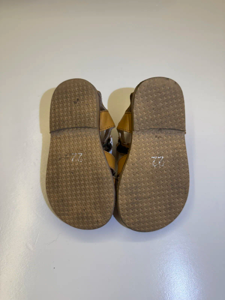 經典編織涼鞋 淺棕 image 1 of 0