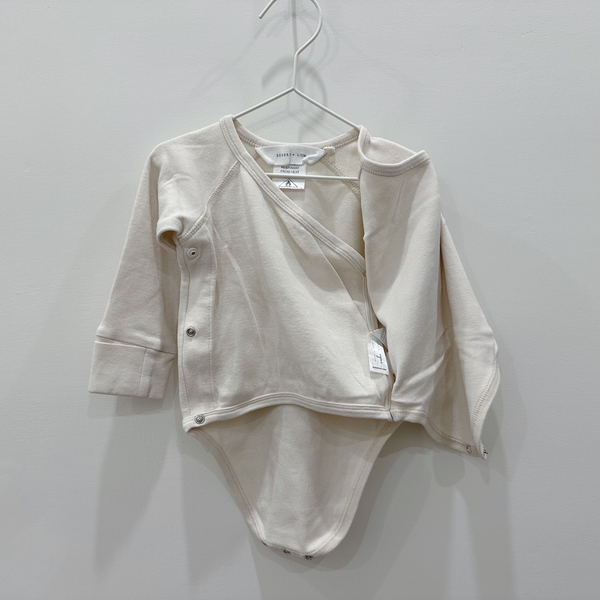 包手和服式包屁衣 - Eggshell image 1 of 0