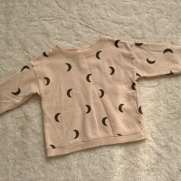 月亮上衣 image 1 of 0
