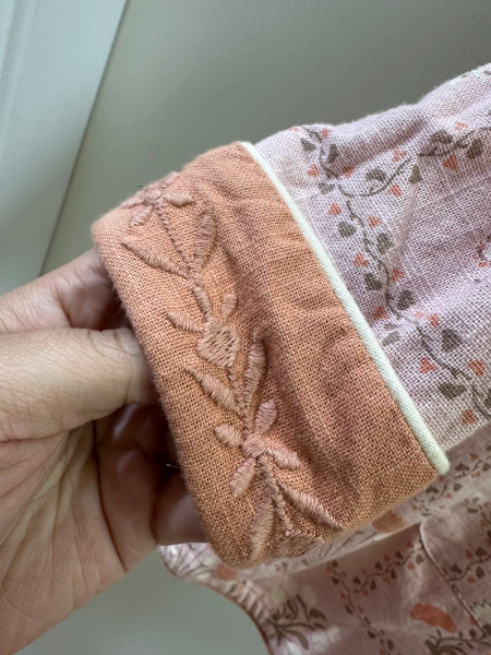 24aw 粉色洋裝 image 1 of 0