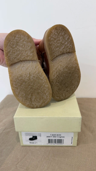棕色蝴蝶結小皮鞋 image 1 of 0