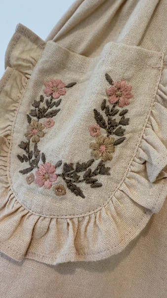 淡粉色刺繡吊帶裙 image 1 of 0