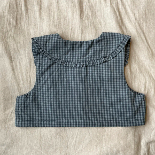 短板格紋背心 image 1 of 0