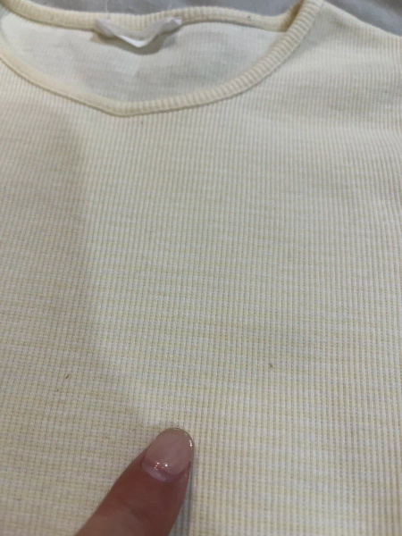 淡黃色/卷邊短袖上衣 image 1 of 0