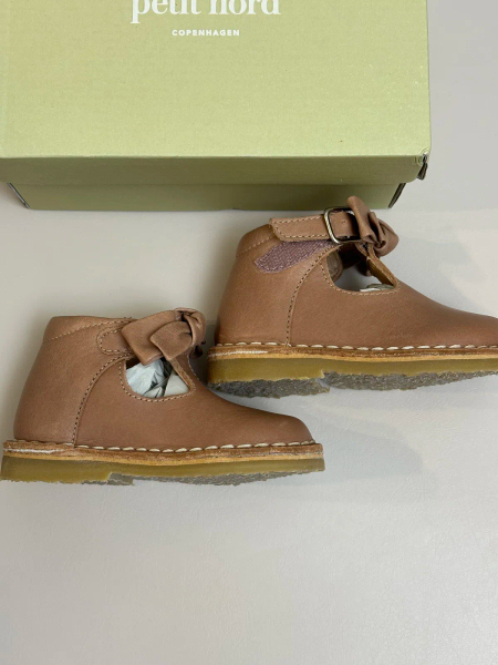 T-BAR BOW Old rose 全新（有附盒） image 1 of 0