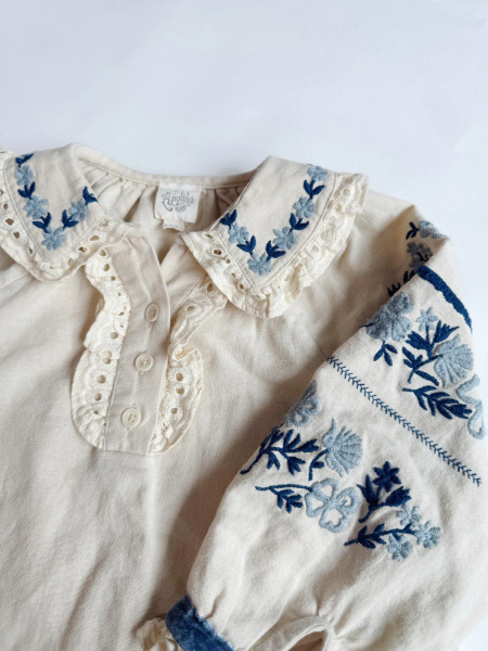MALENA blouse image 1 of 0