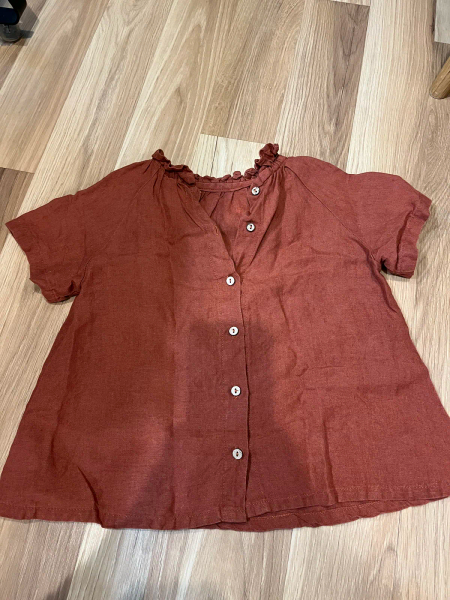 磚紅色可頌刺繡上衣 image 1 of 0