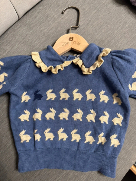 兔子荷葉領毛衣 image 1 of 0