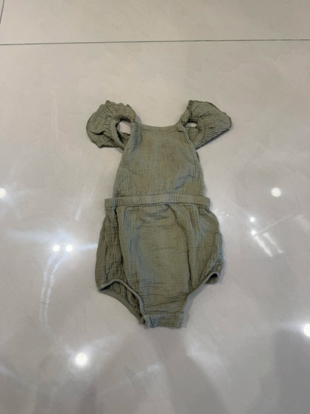嬰幼兒吊帶包屁衣 image 1 of 0