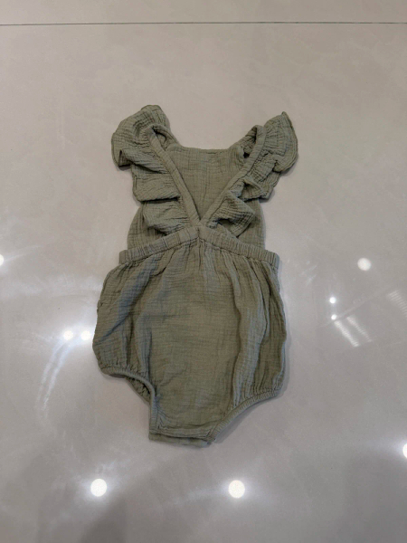 嬰幼兒吊帶包屁衣 image 1 of 0
