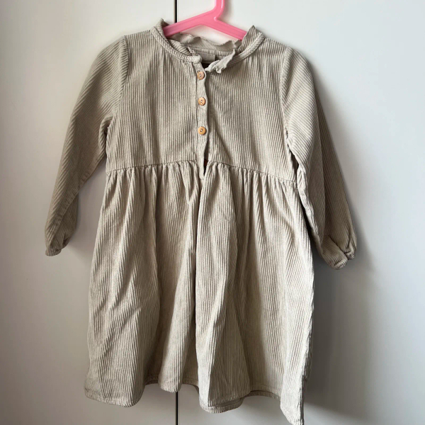 米色燈芯絨洋裝 image 1 of 0