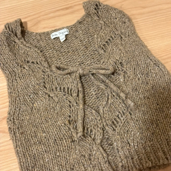 羊毛背心 image 1 of 0