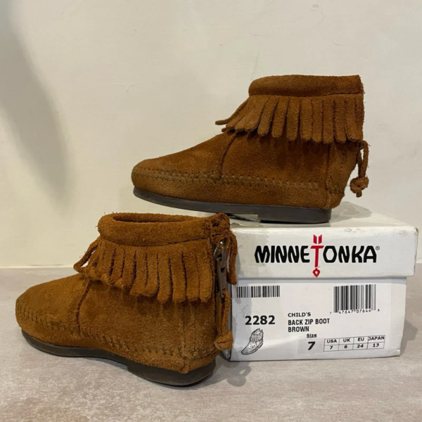 二手 Minnetonka Boots 唐卡靴 莫卡辛手工流蘇短靴 image 1 of 0