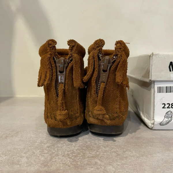 二手 Minnetonka Boots 唐卡靴 莫卡辛手工流蘇短靴 image 1 of 0