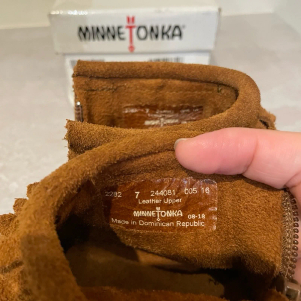 二手 Minnetonka Boots 唐卡靴 莫卡辛手工流蘇短靴 image 1 of 0