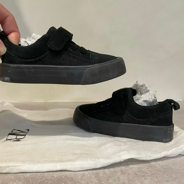 ZARA 麂皮純黑魔鬼氈幼兒布鞋 EU23 14.5cm 附moonstar 14.5鞋墊 image 1 of 0