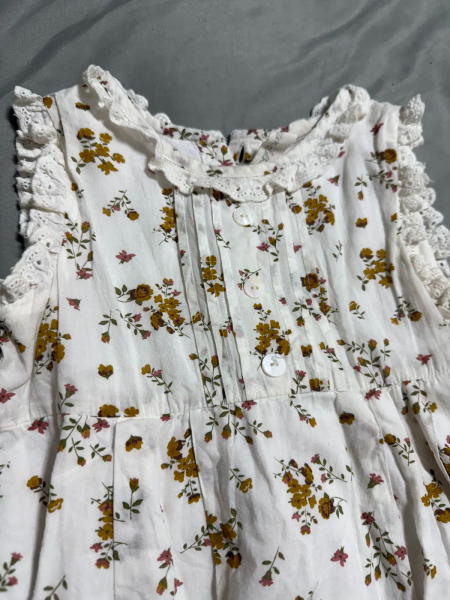 Little Cotton Clothes 碎花包屁衣 image 1 of 0