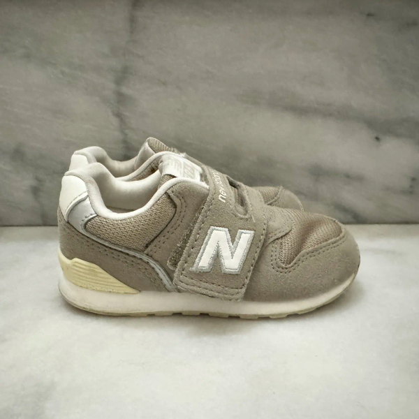 New balance 996灰 image 1 of 0