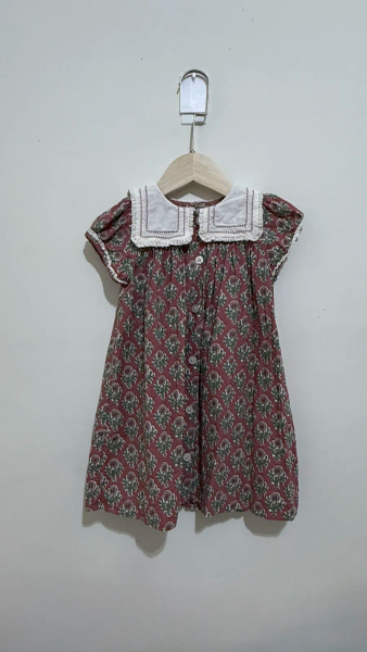 SS24 洋裝 image 1 of 0